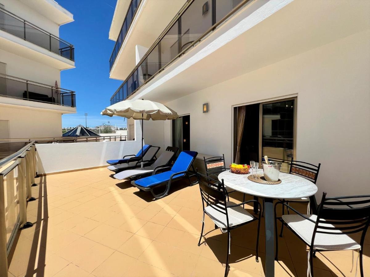 Albufeira Terrace With Pool By Homing Apartment Exterior foto